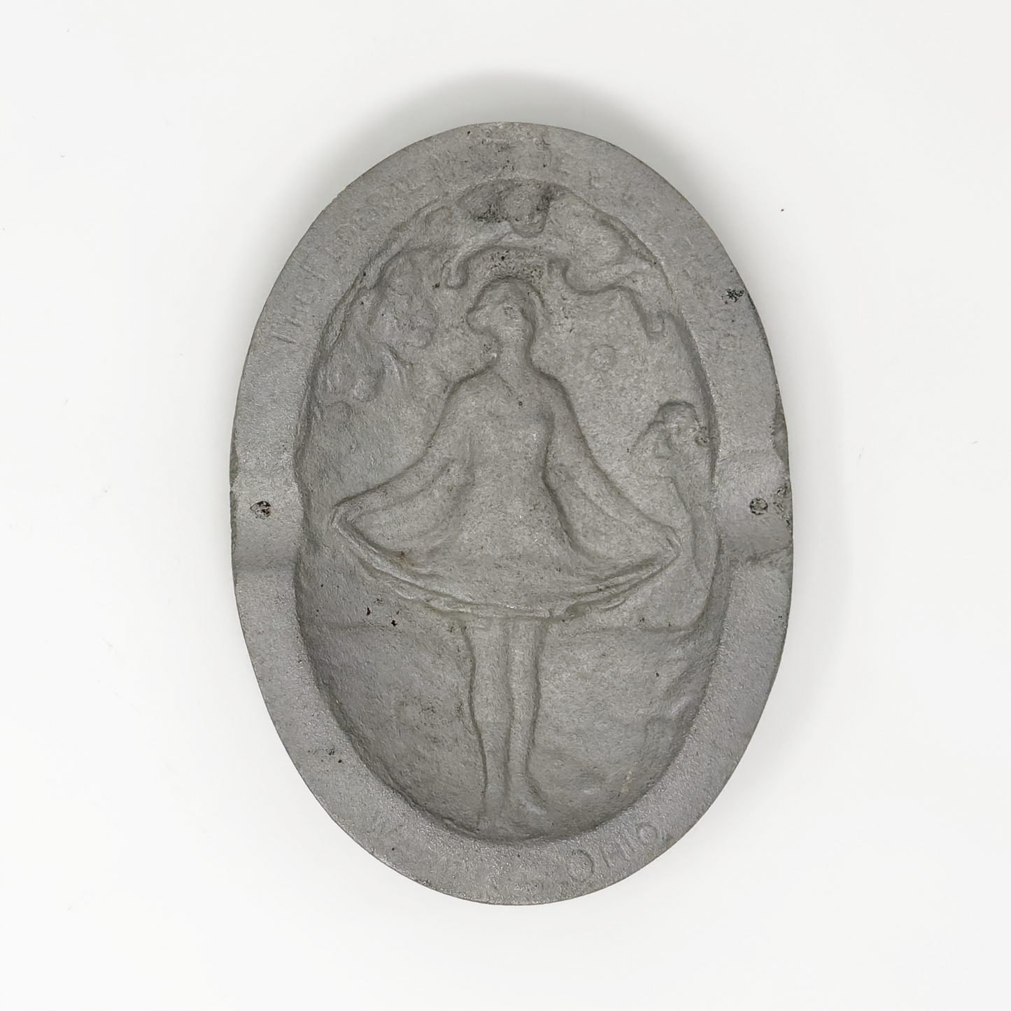 Metal Ashtray — ‘Beauty’