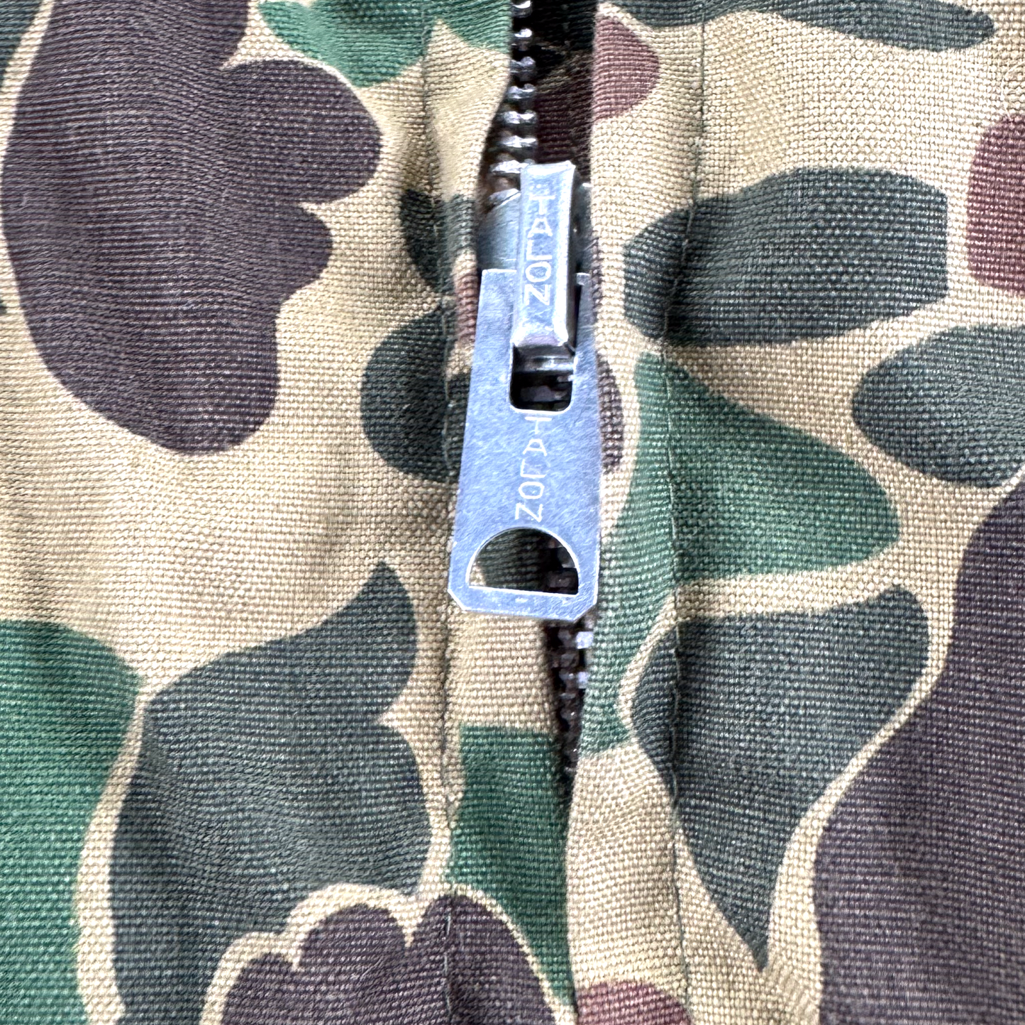 1970s–80s Red Head Frog Skin Camo Quilted Hunting Jacket