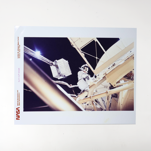 1973 NASA Skylab 3 'On Orbit' Red-Numbered Photograph