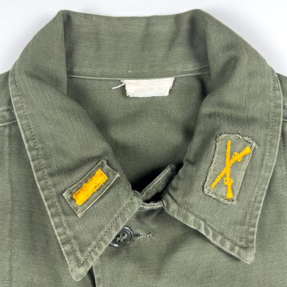 Vietnam-Era US Army OG-107 Utility Shirt — 5th Infantry Division
