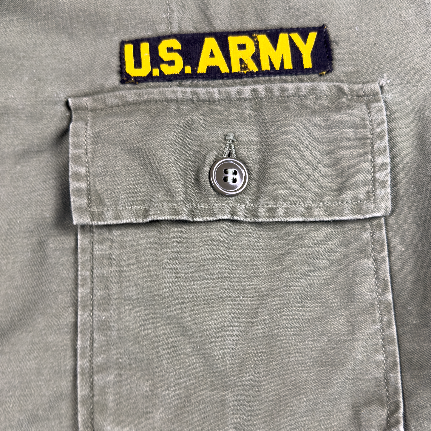 Vietnam-Era US Army OG-107 Utility Shirt — 5th Infantry Division