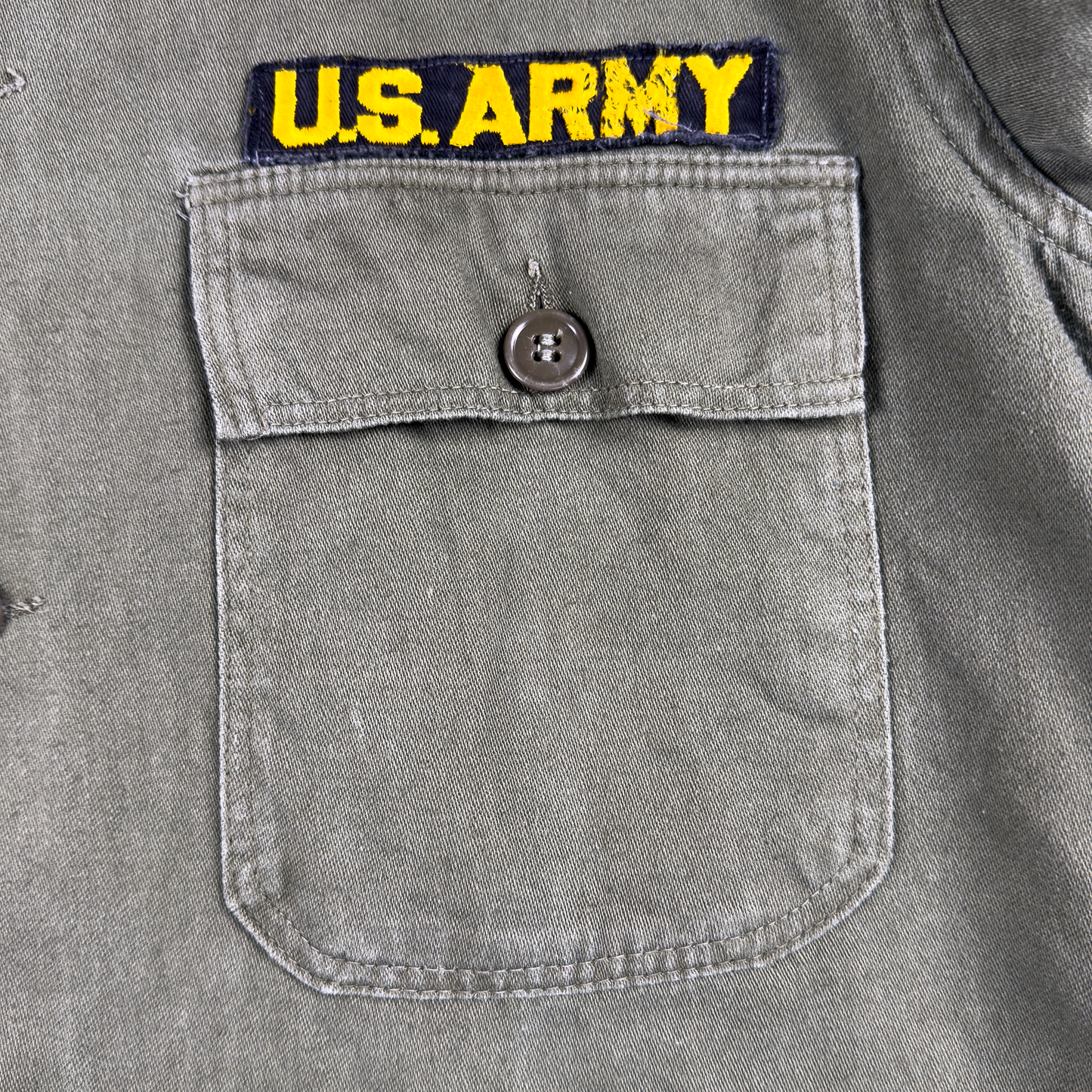 Vietnam-Era US Army OG-107 Utility Jacket — 1st Infantry Division