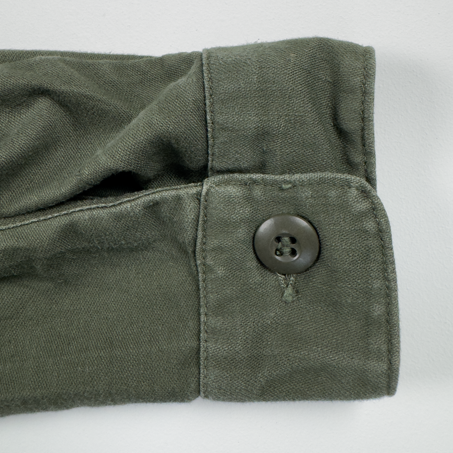Vietnam War USMC P-61 OG-107 Sateen Utility Shirt