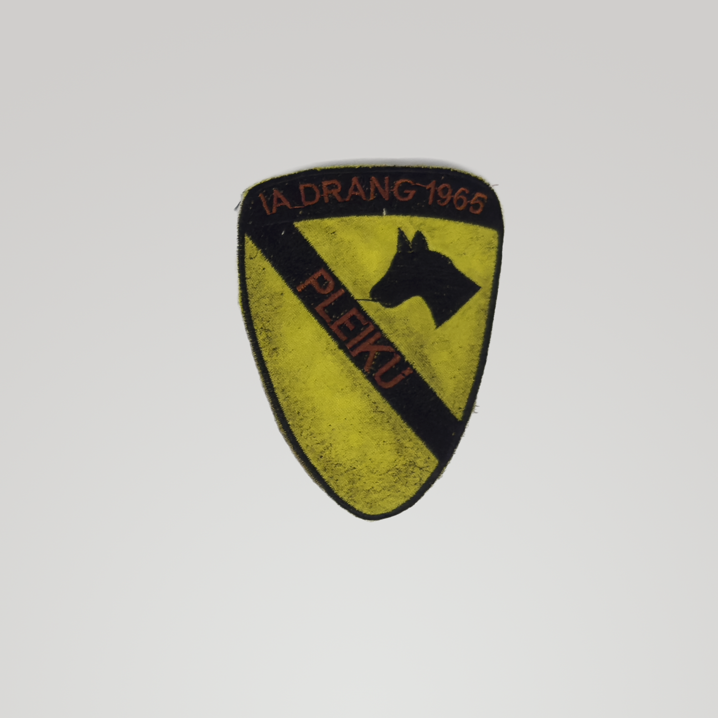 Vietnam Theater-Made Patch — 'Ia Drang 1965 Cavalry'