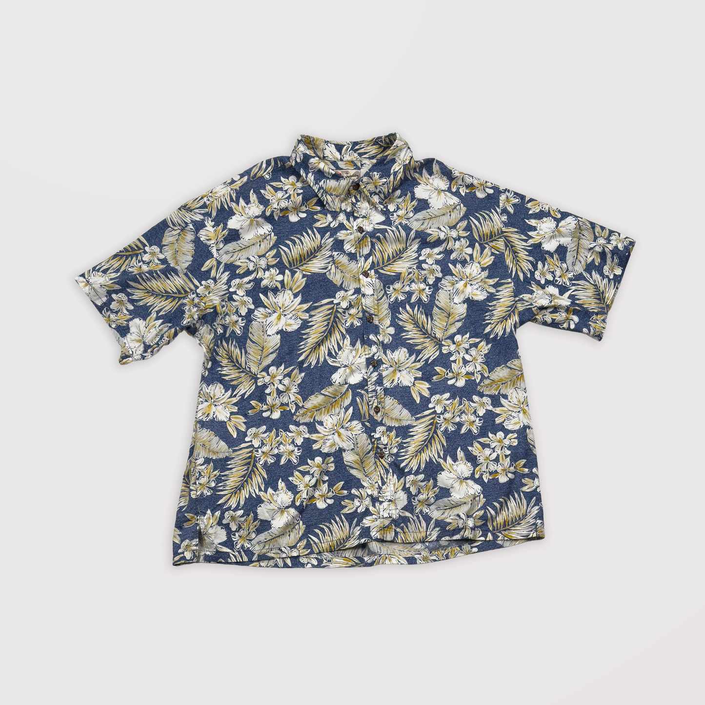 Hilo Hattie Hawaiian Shirt — Made in Hawaii